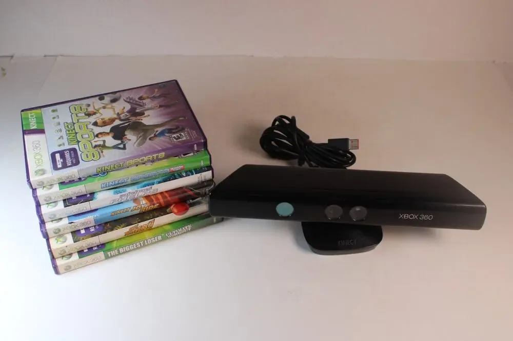 Microsoft Xbox 360 Kinect Sensor Bar w/ 6 Games, authentic, tested
